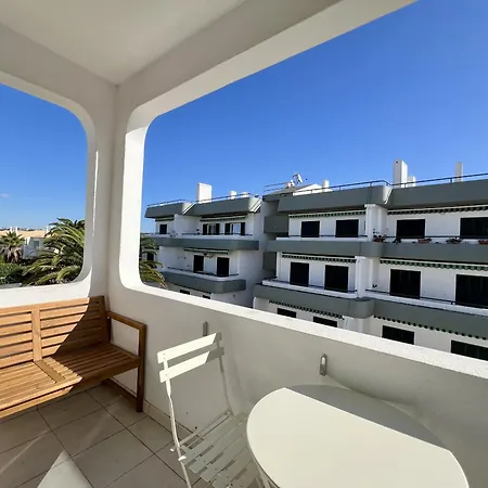 Apartment Albufeira Delight With Pool By Homing Guia (Faro)