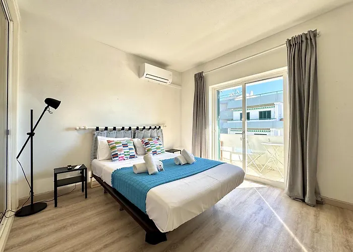 Albufeira Delight With Pool By Homing Apartamento
