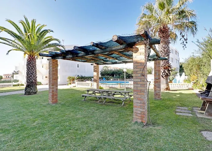 아파트 Albufeira Delight With Pool By Homing *