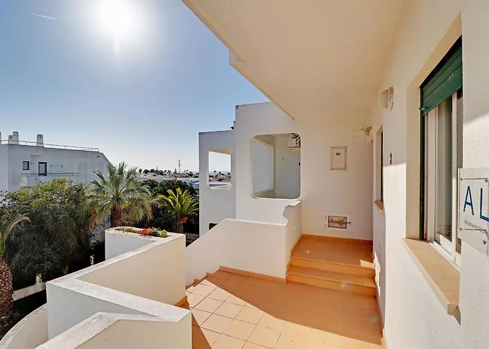 Albufeira Delight With Pool By Homing 아파트 기아